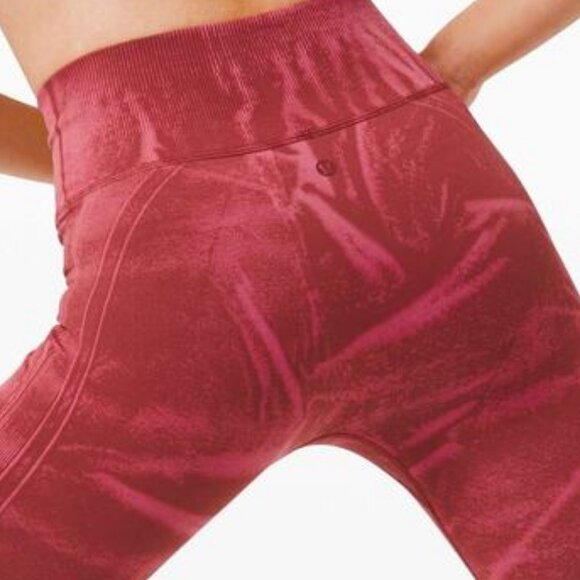 Lululemon Ebb to Street Tight *Wash In Stone Wash Chianti Size 10 - Picture 4 of 9